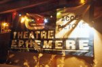 Béziers, Teknival Nouvel An 2002, Entrée du théâtre éphémère
