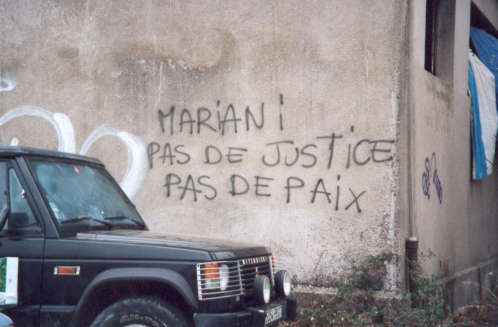 Béziers, Teknival Nouvel An 2002, Un message pour un député